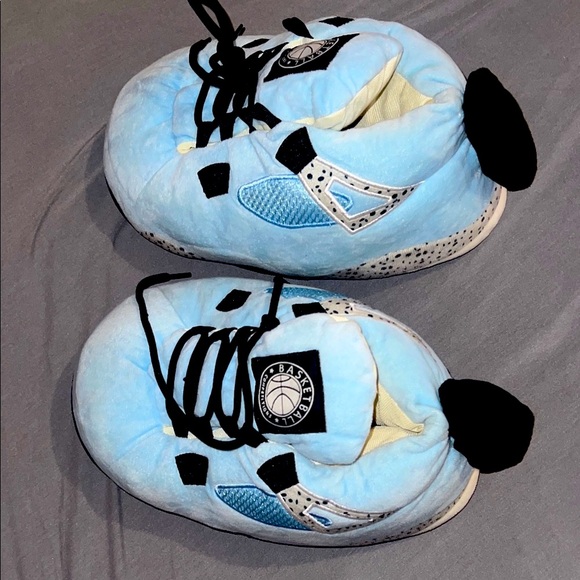 Kids Basketball Slippers - Light Blue - Picture 1 of 2
